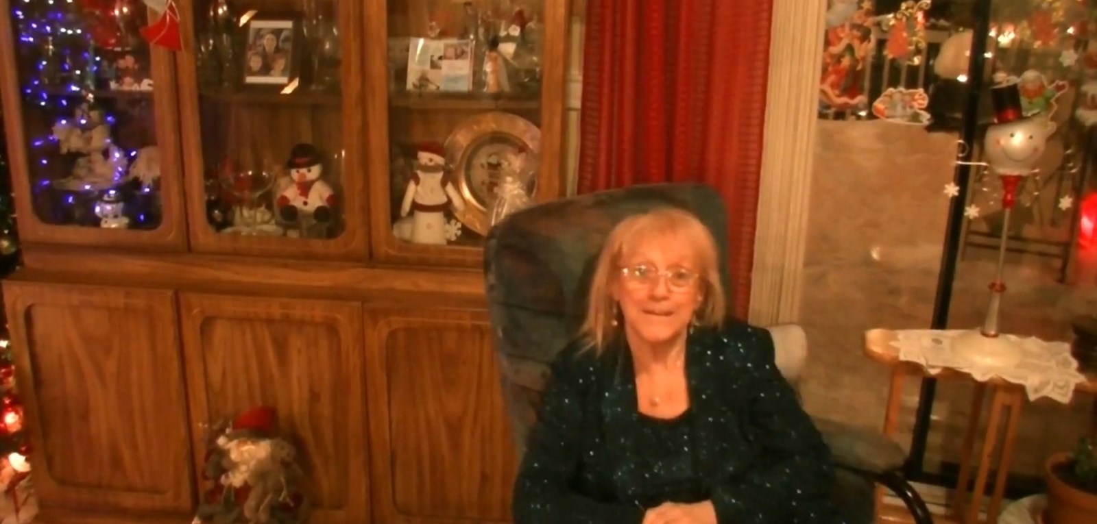 Normand DeLessard présente Anita Cloutier et sa passion pour Noël