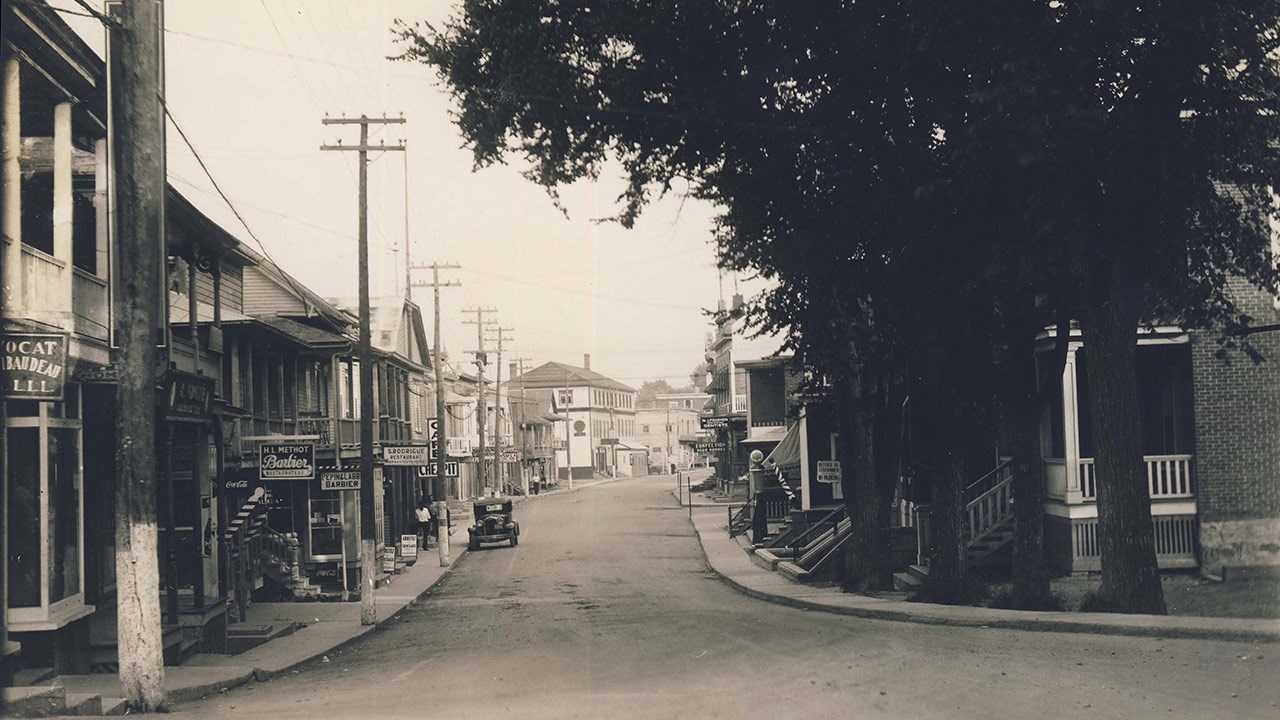 LE CENTRE-VILLE EN 1943