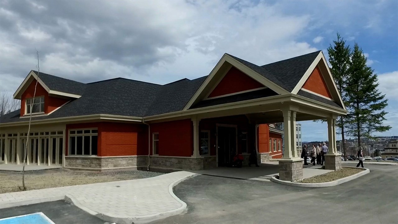 Normand DeLessard présente la visite de la Maison Catherine De Longpré