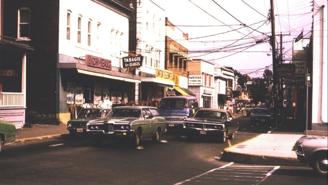 Normand DeLessard présente des images de Saint-Georges de Beauce au printemps 1974