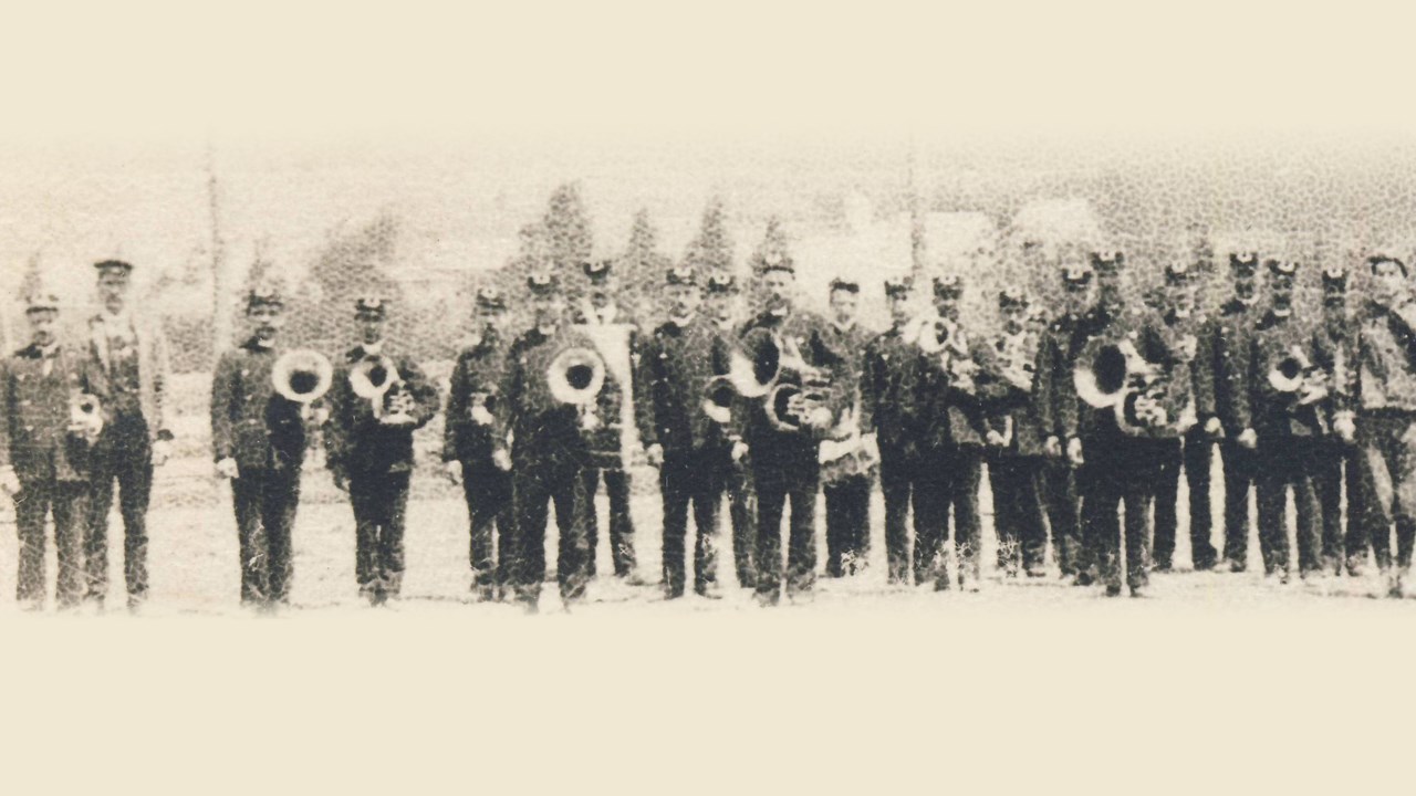 LA FANFARE DE SAINT-GEORGES D'AUBERT-GALLION À JACKMAN EN 1899