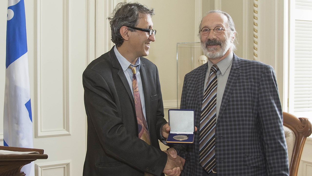 Une personnalité de Bellechasse reçoit une médaille de l'Assemblée nationale