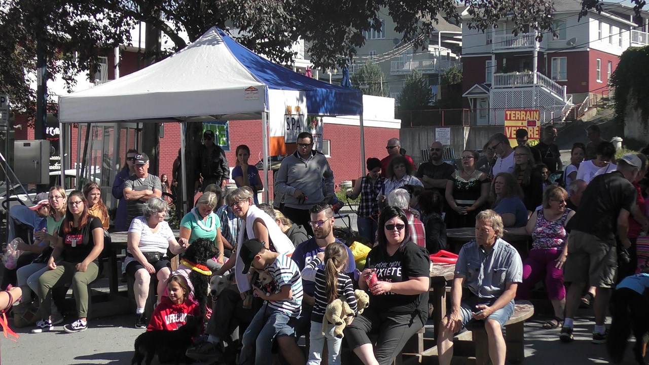 Normand DeLessard présente la Parade des poilus en 2018