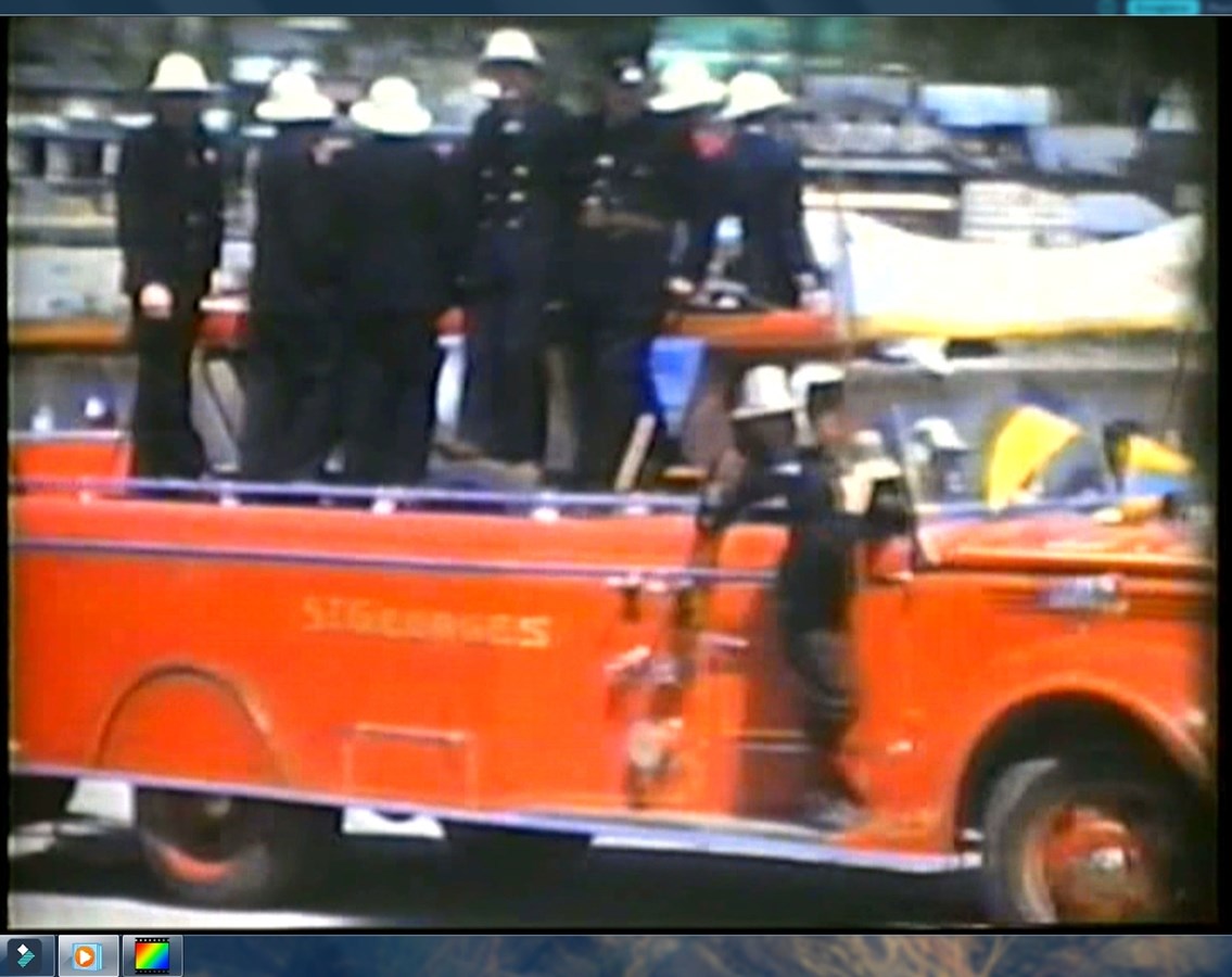 Normand DeLessard présente la parade de la St-Jean en 1949