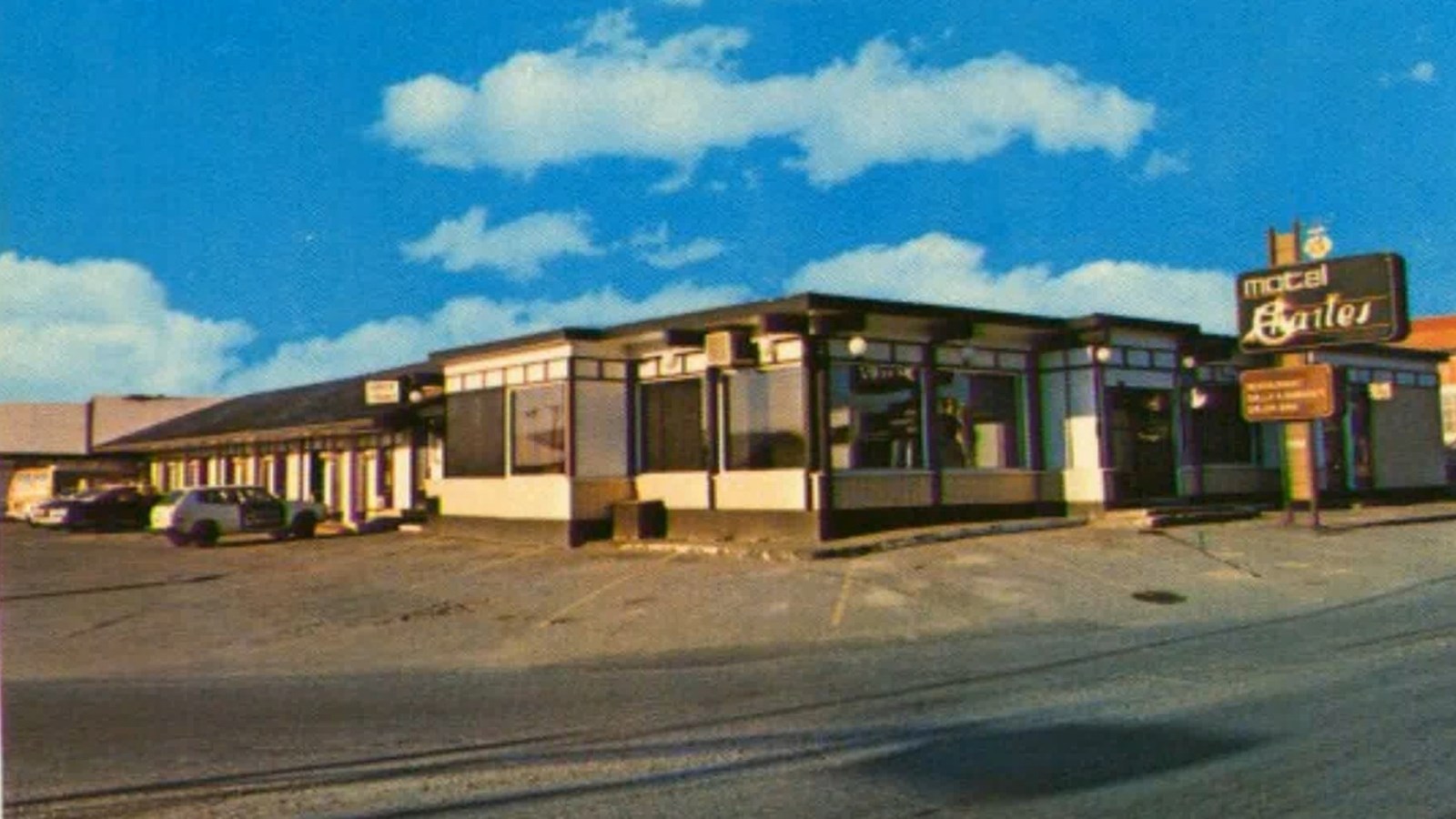 Normand DeLessard rend hommage au restaurant Charles