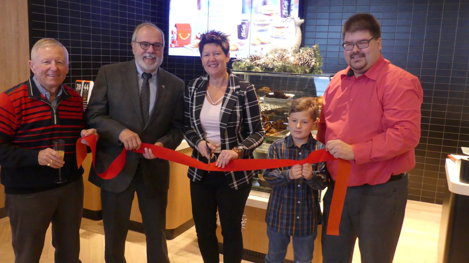 Le restaurant McDonald's de l'Ouest est officiellement ouvert