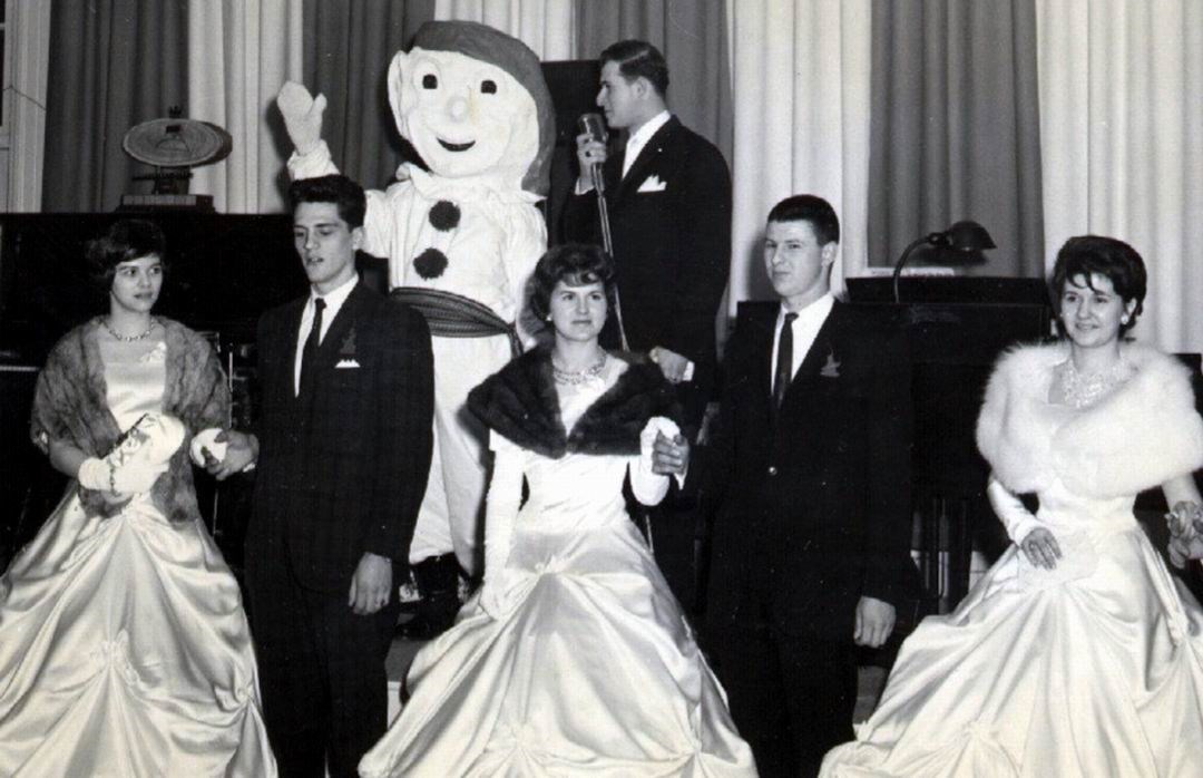 Normand DeLessard présente les souvenirs du carnaval de Saint-Georges en 56-57