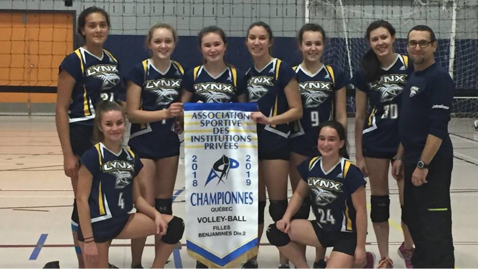 Les Lynx benjamin féminin remportent deux championnats de l'A.S.I.P en volleyball