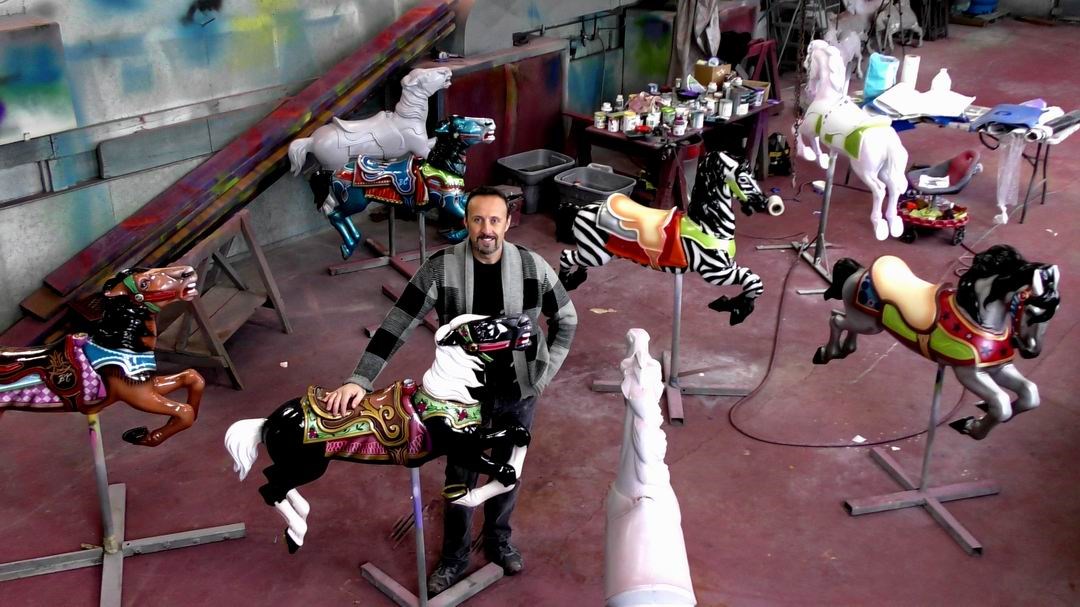 Normand DeLessard présente l'artiste René Lajoie 