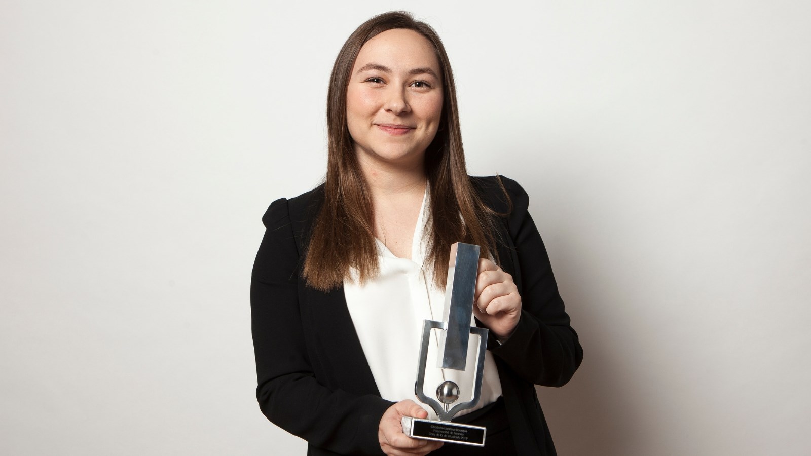 Deux Georgiennes se distinguent lors du Gala de la vie étudiante de l’Université Laval