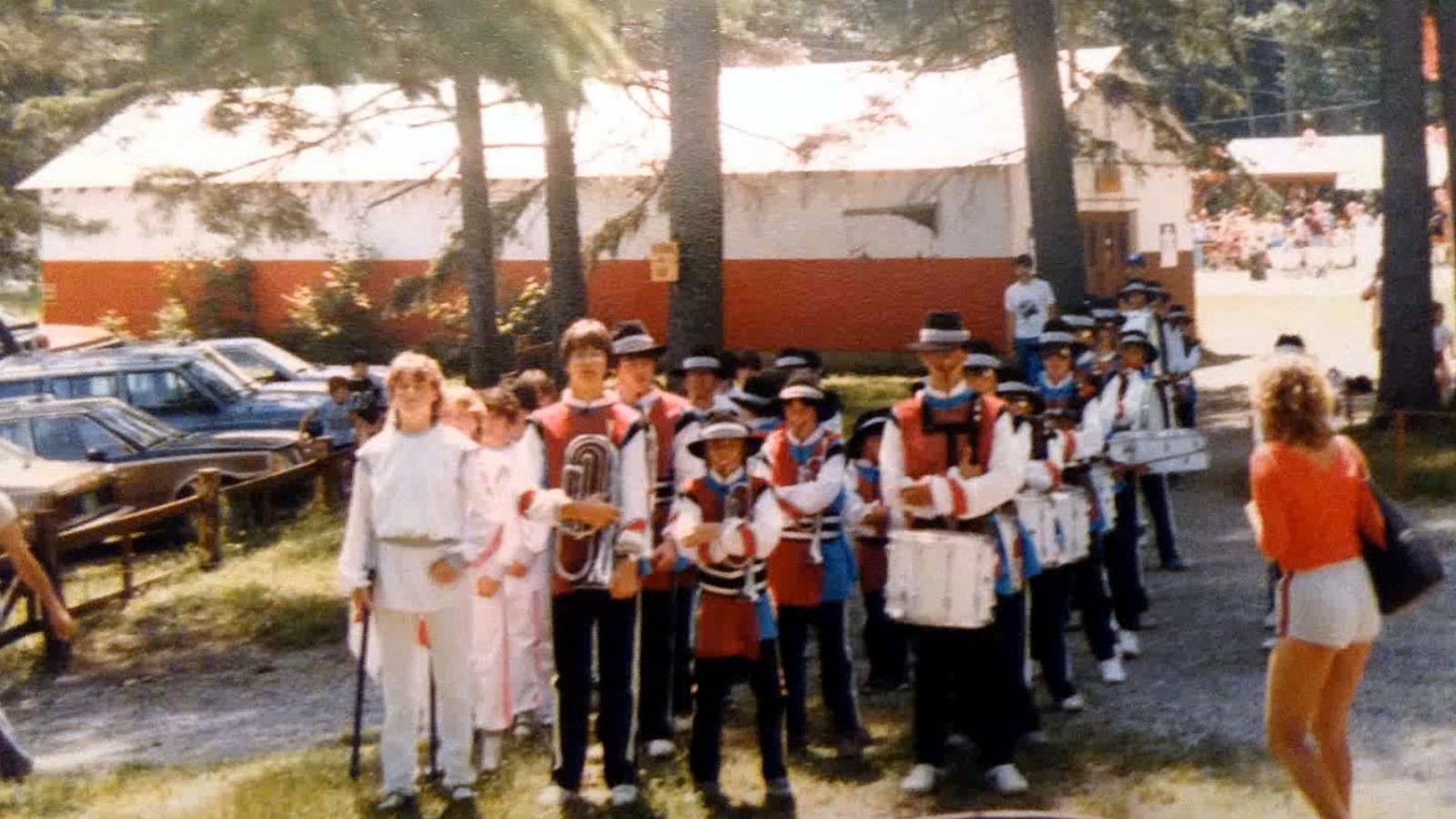 Normand DeLessard présente le corps de tambours Constallation de Beauce
