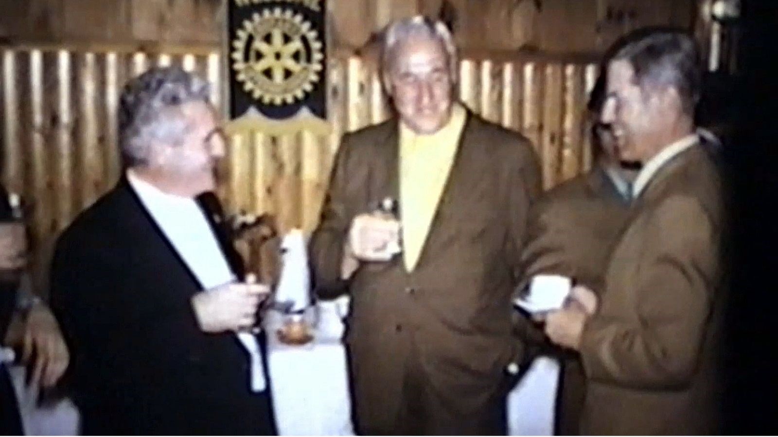Normand DeLessard présente des souvenirs du Club Rotary de St-Georges de 1971