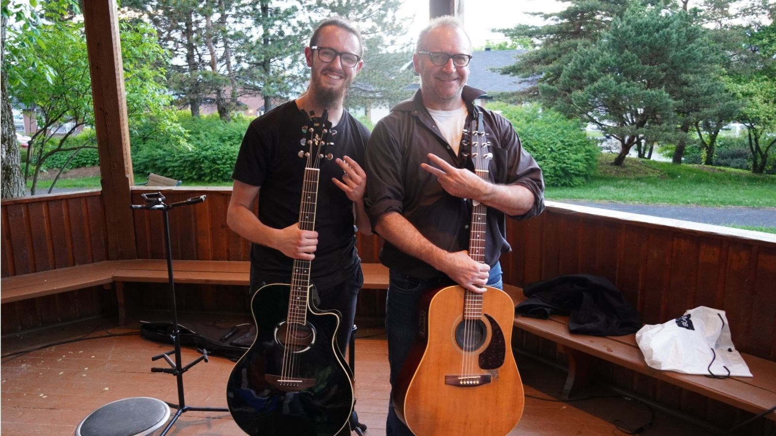 Le duo Pat et Mik se produit en spectacle à l’Arboretum