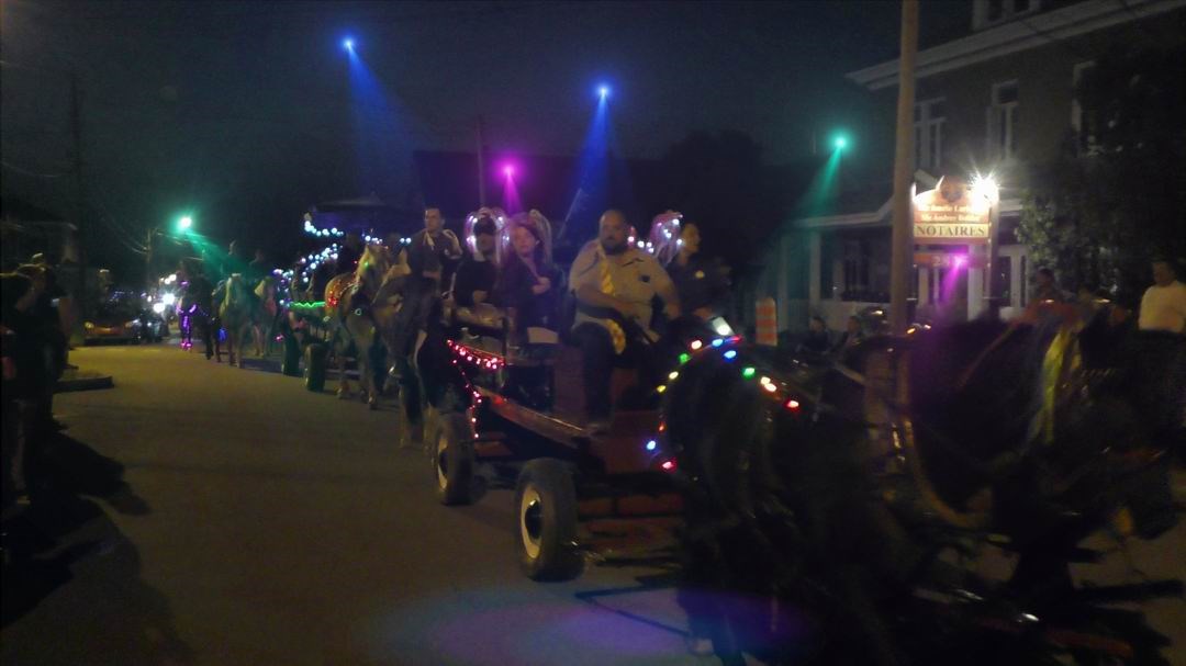 Normand DeLessard présente la parade illuminée de Nashville en Beauce 2019