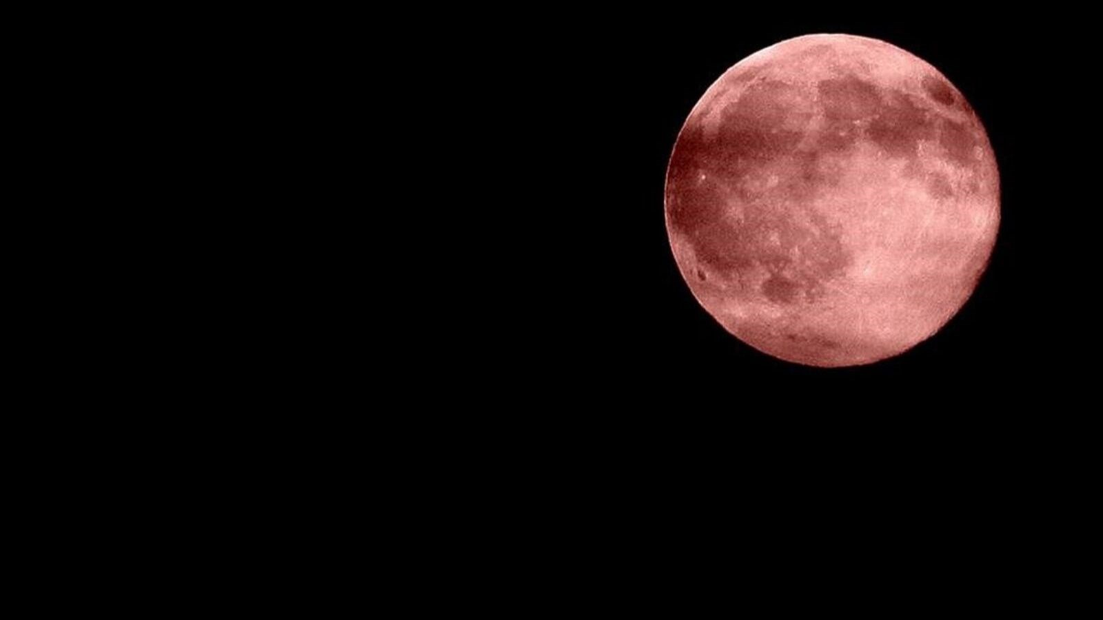 Une lune rougeâtre pour ce 15 août