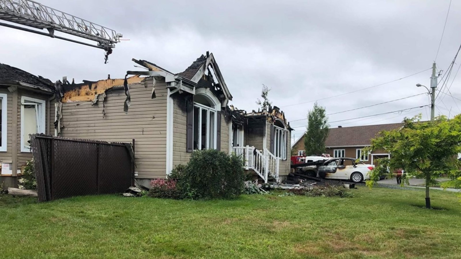 Une résidence à Scott a été rasée par les flammes 