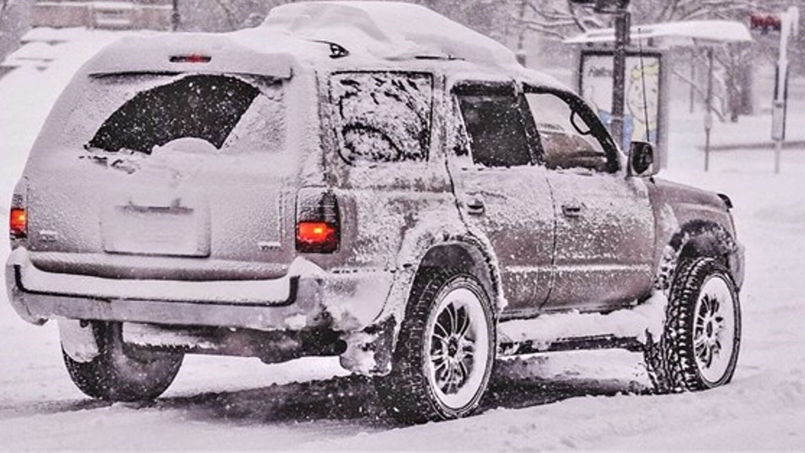 Une nouvelle date en vigueur pour l’installation de vos pneus d’hiver