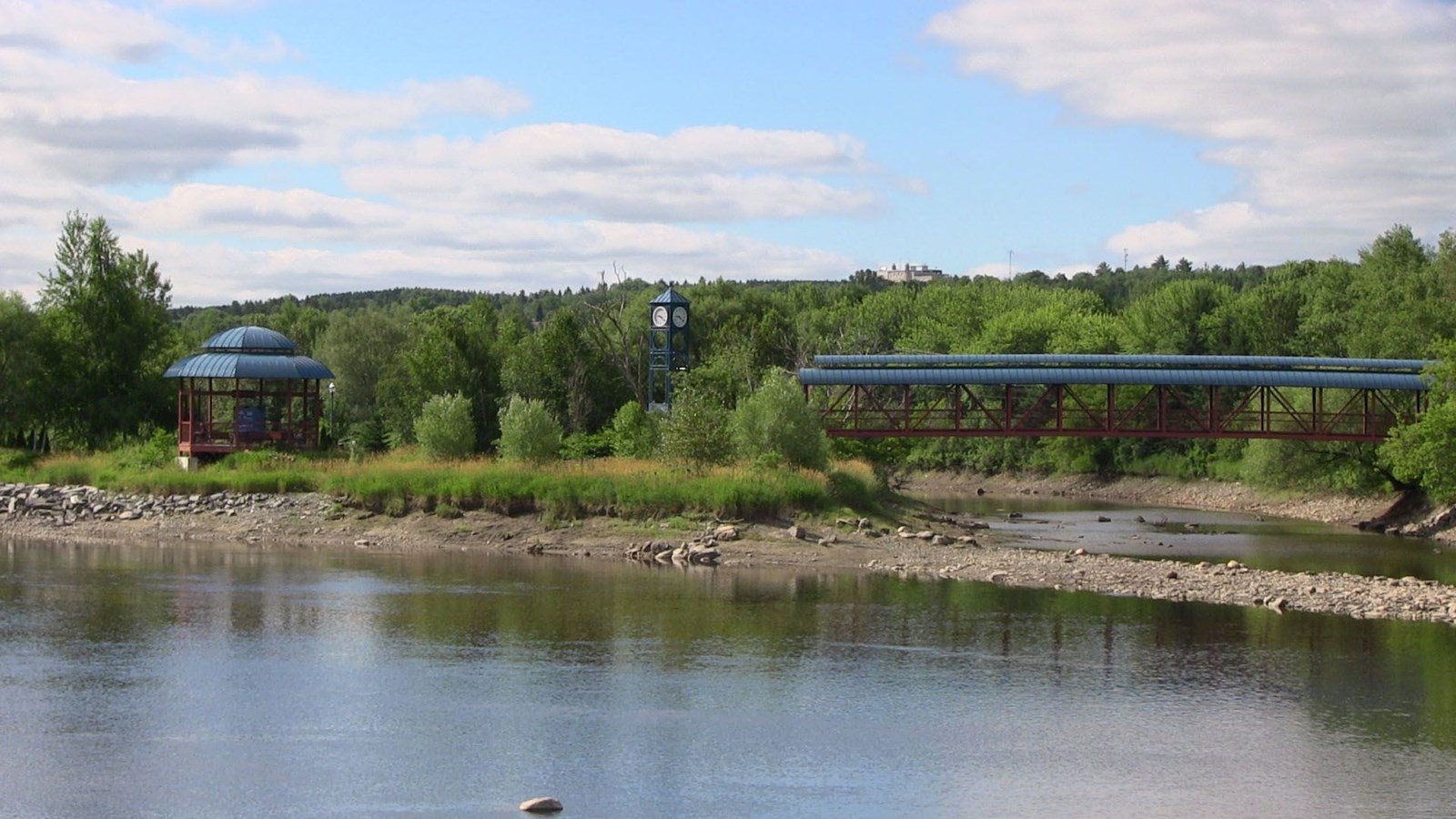 Les travaux de stabilisation des berges de l'Île Pozer débuteront demain