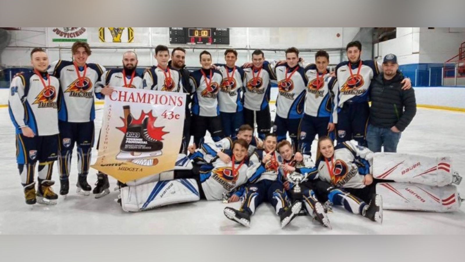 Le Turmel de Lac-Mégantic, champion au Tournoi provincial de hockey midget/juvénile de Saint-Joseph