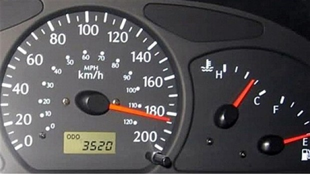 Deux automobilistes arrêtés pour vitesse et alcool au volant