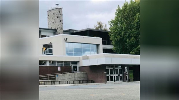 Un sixième cas de COVID-19 confirmé à l’école des Deux-Rives 