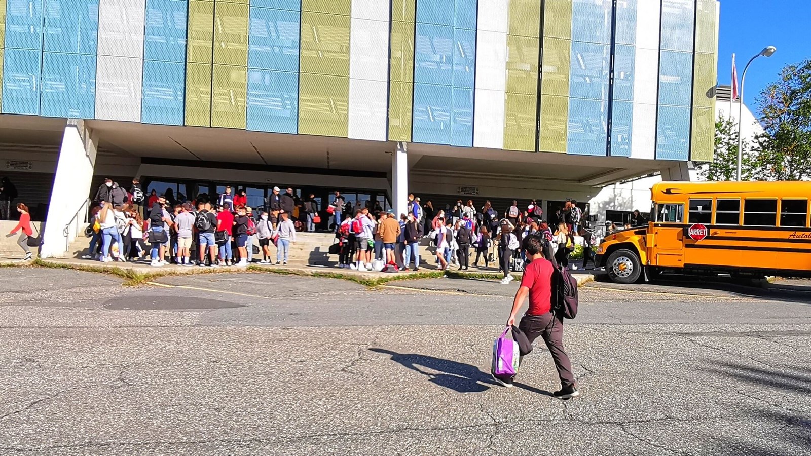 Masque obligatoire en tout temps pour les élèves du secondaire