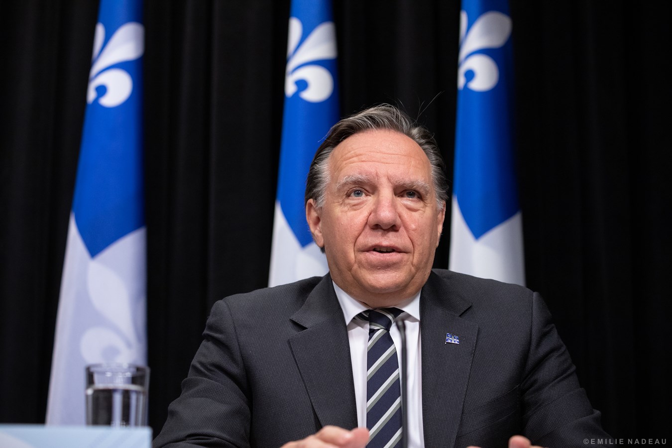  « Restez à l'intérieur de vos bulles familiales ! » pour l'Action de grâce, dit Legault