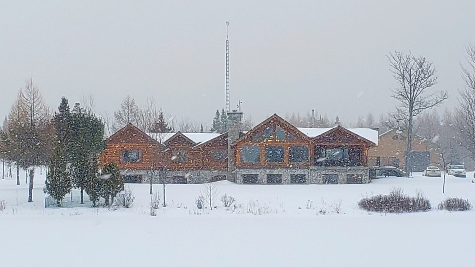 Vidéo : Visite de la maison Gilles-Carle à Saint-René
