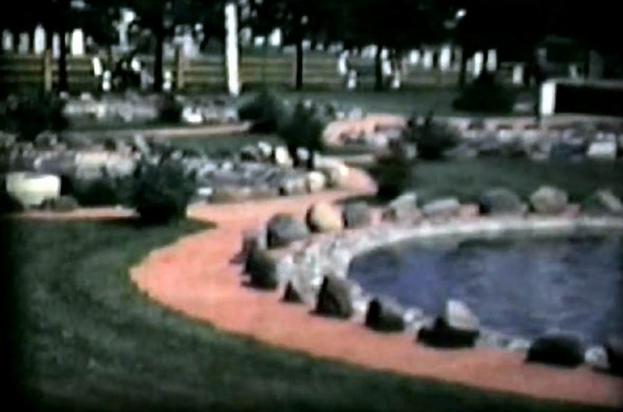 Normand De Lessard présente des souvenirs du Parc Bélair de Saint-Georges