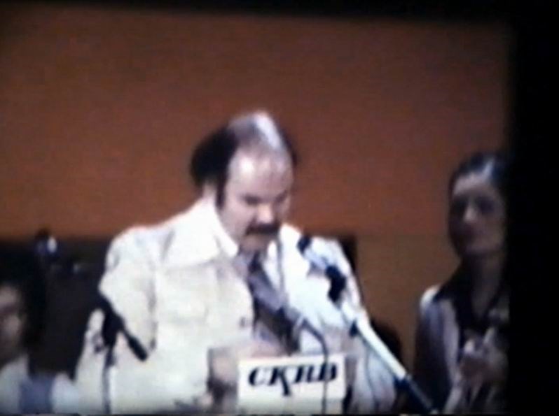 Normand DeLessard présente des souvenirs du gala sportif de Saint-Georges en 1978