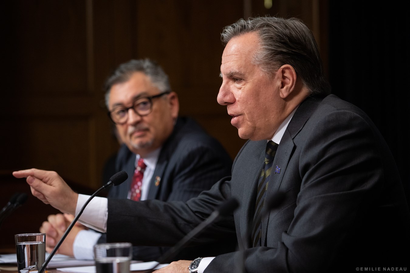 « Tout ça, c'est temporaire » — François Legault