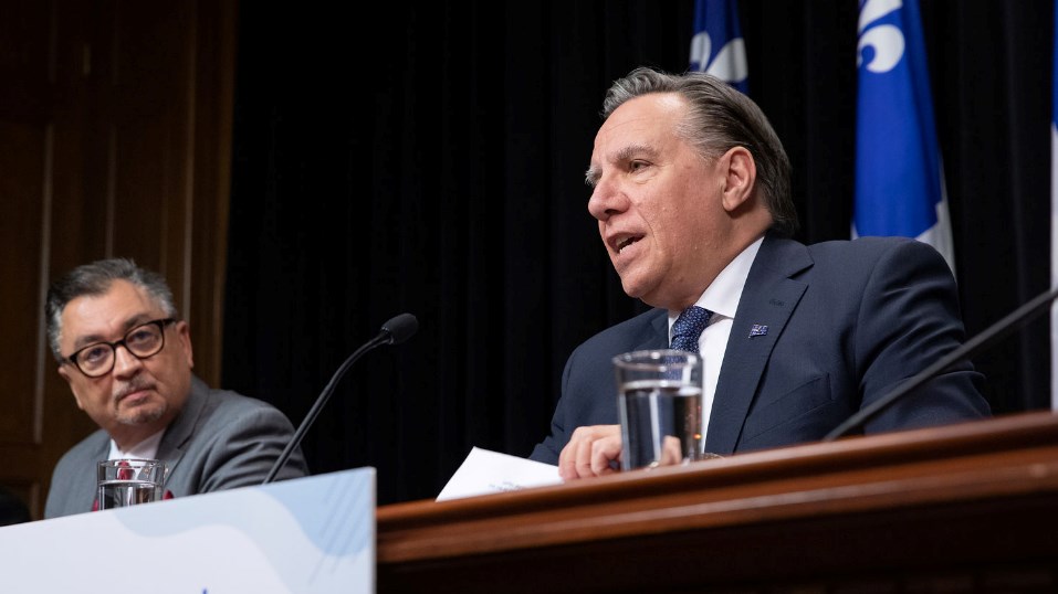 « On va la gagner ensemble cette bataille » — François Legault
