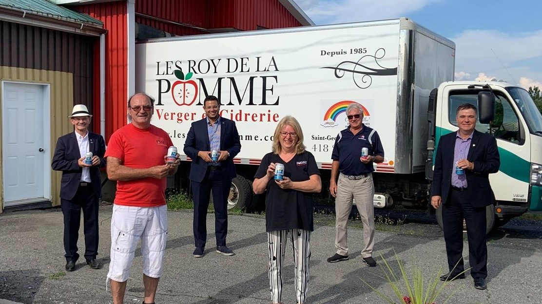 L'entreprise Les Roy de la Pomme lance un cidre à l'effigie du drapeau de la Beauce