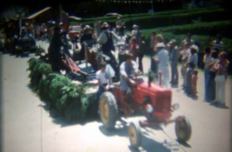 Normand DeLessard présente la parade des 50 ans de Notre-Dame-des-Pins