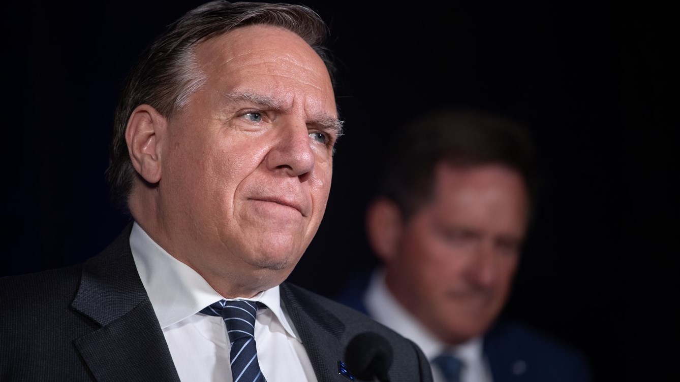 Port du masque: les récalcitrants seront mis à l'amende, annonce François Legault