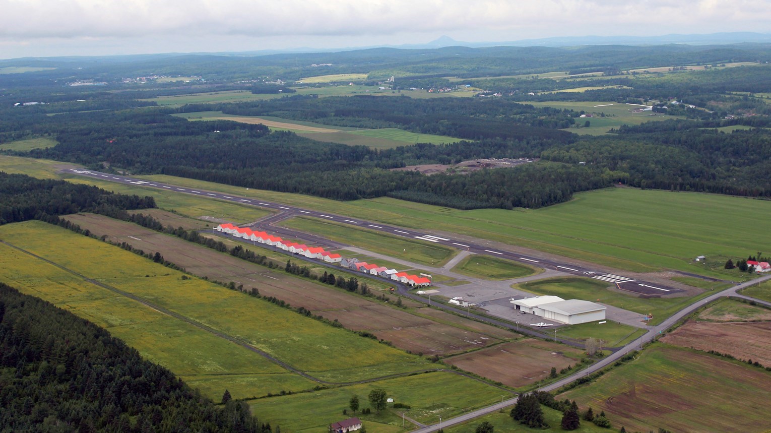 L'histoire de l'aéroport de Saint-Georges lors du Café historique