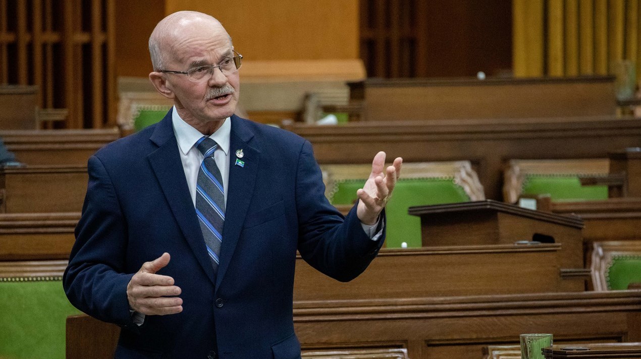 Le député de Beauce considère que le gouvernement Trudeau abandonne les travailleurs saisonniers