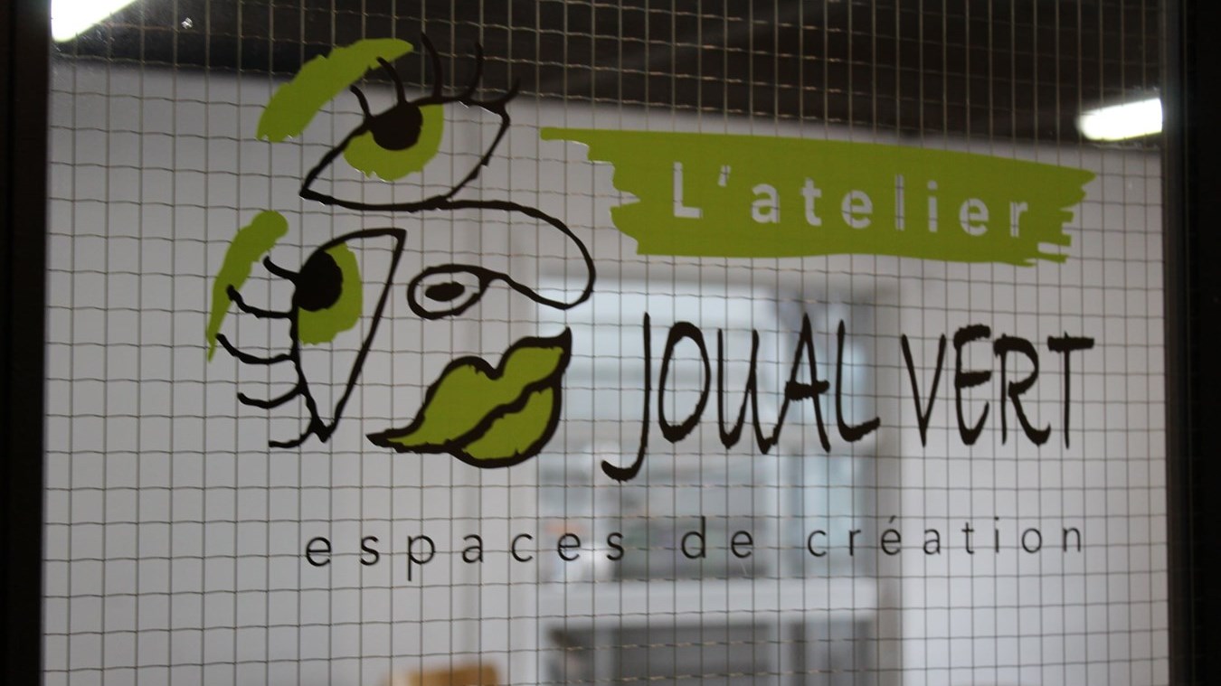 Atelier Joual Vert invite les gens à venir créer des bornes elfiques