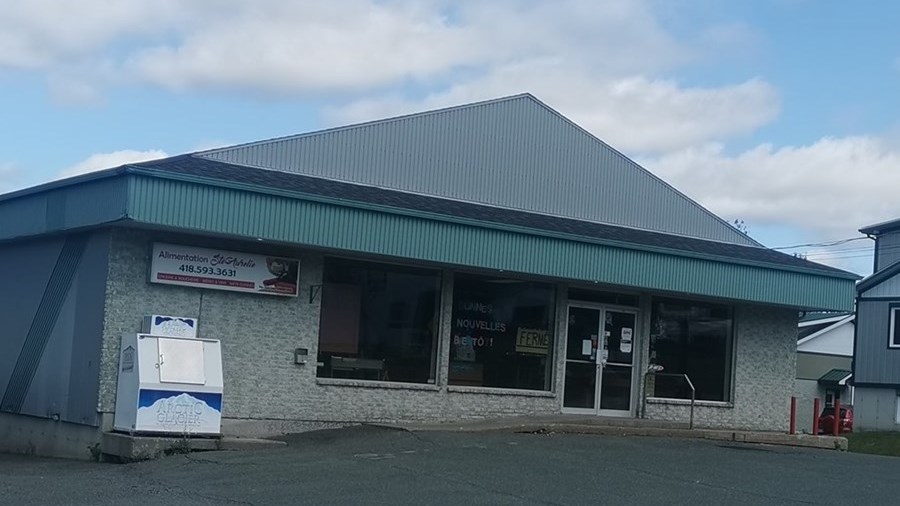 Réouverture de l'épicerie de Sainte-Aurélie