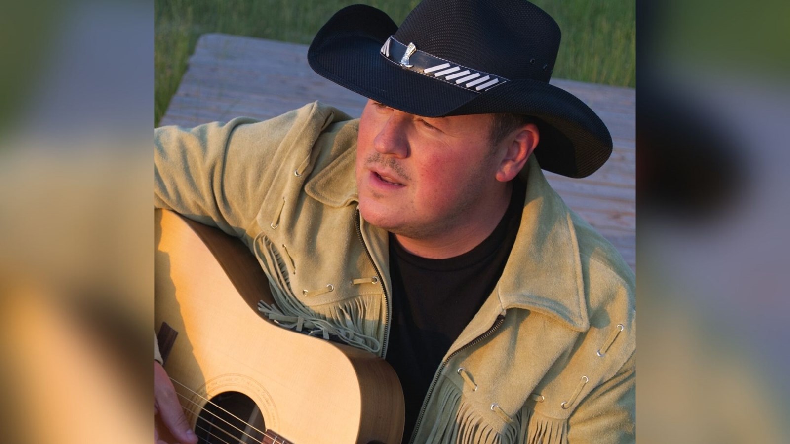 Maxime Landry de passage sur le plateau de Julie Snyder ce soir