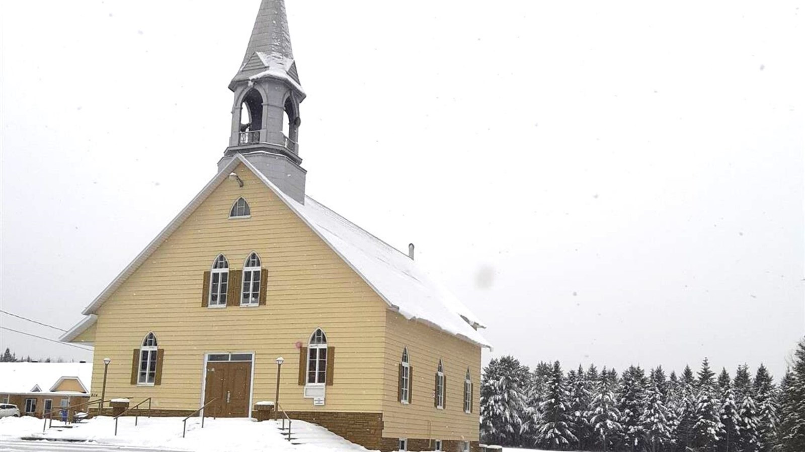 L'église de Saint-René est à louer
