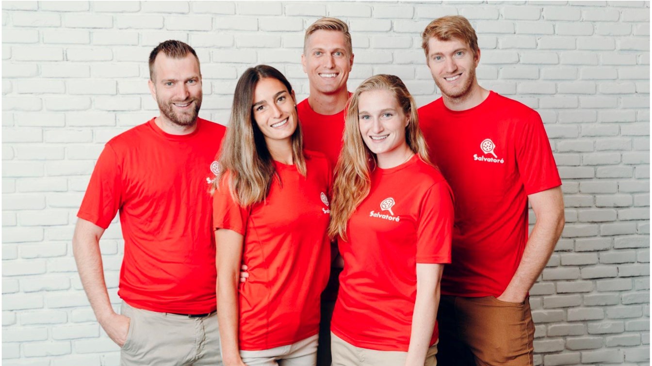 La famille Abbatiello de Pizza Salvatoré remercie ses équipiers et soutient sa communauté