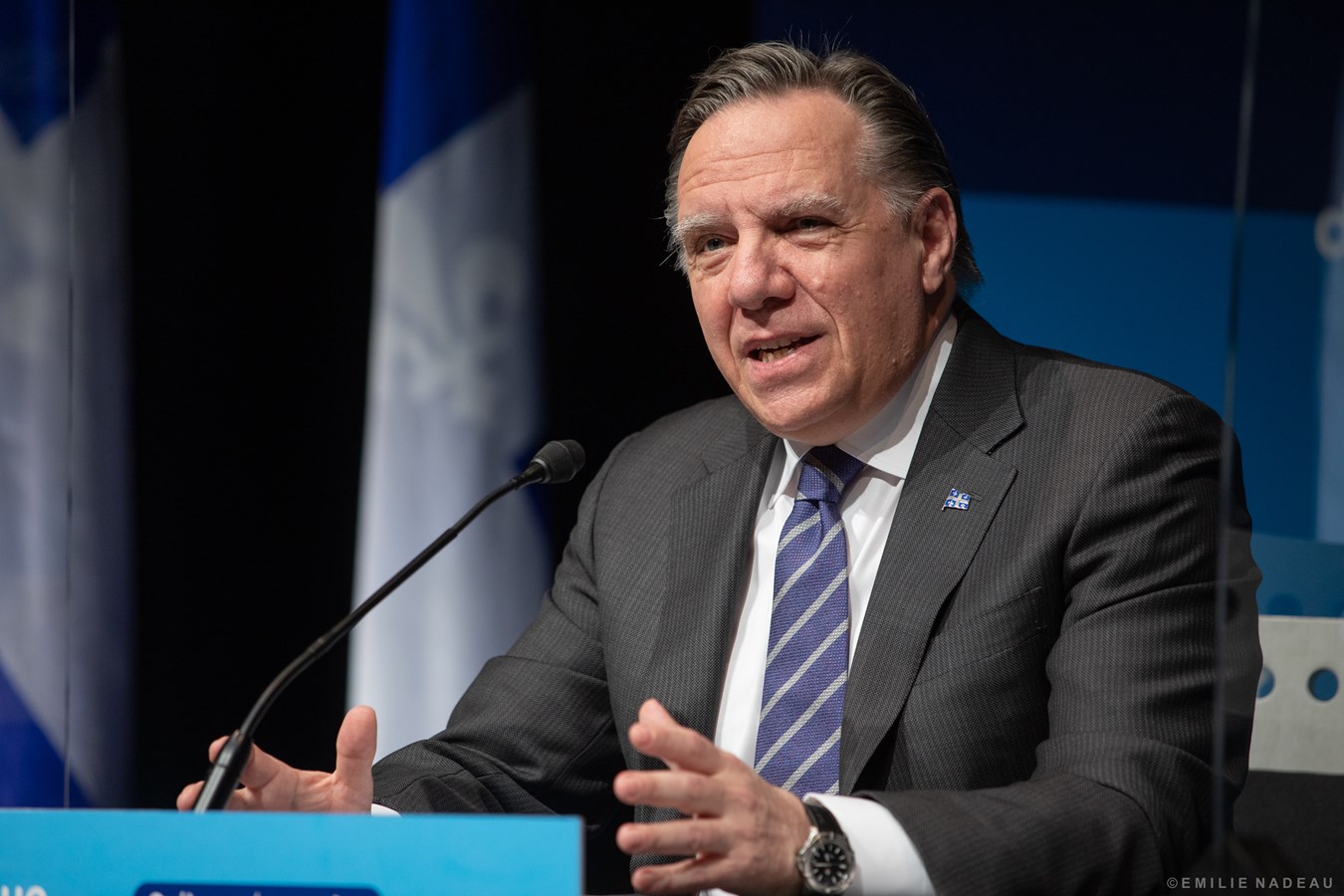 Vaccination: Québec transfèrera près de 20 000 doses en région