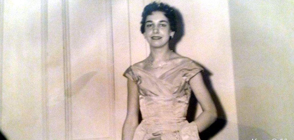 Normand DeLessard présente Louisette Beaudoin, ancienne duchesse du Carnaval de Saint-Georges