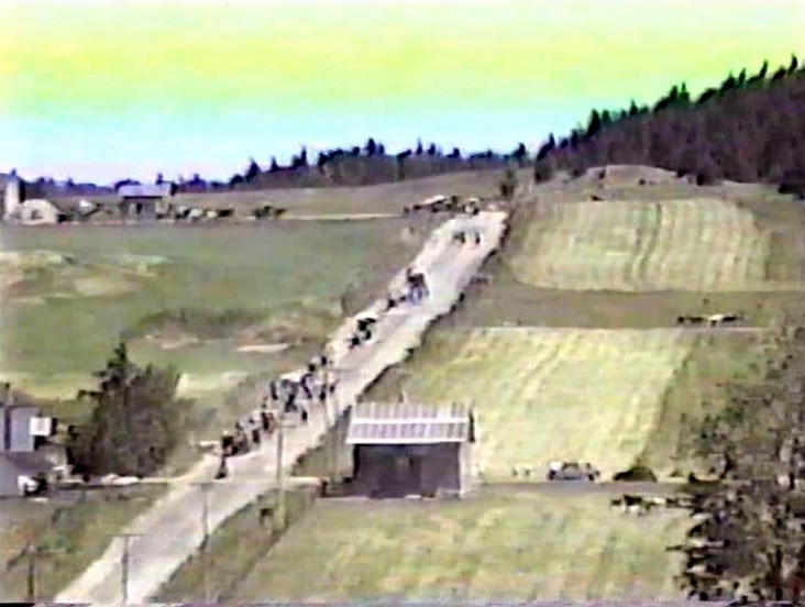 Normand DeLessard présente la Grande Randonnée de Saint-Victor à St-Jules en 1989