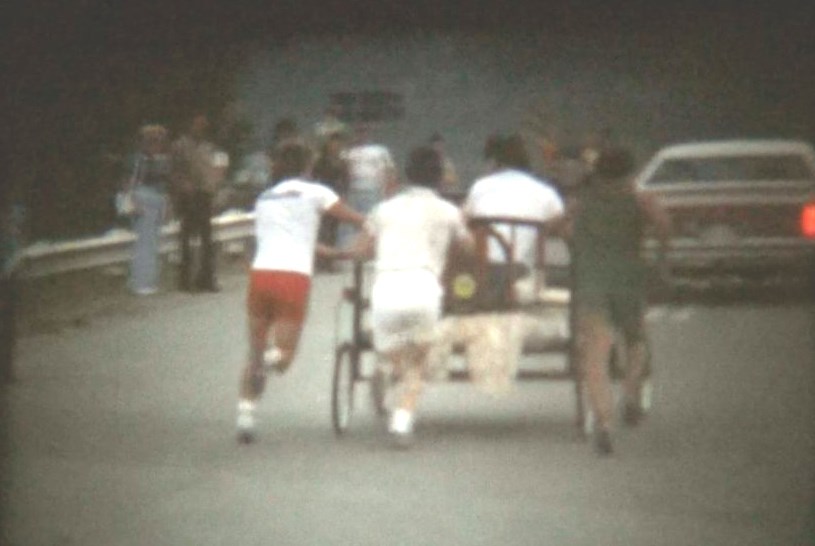 Normand DeLessard présente des courses de lits à Notre-Dame-des-Pins