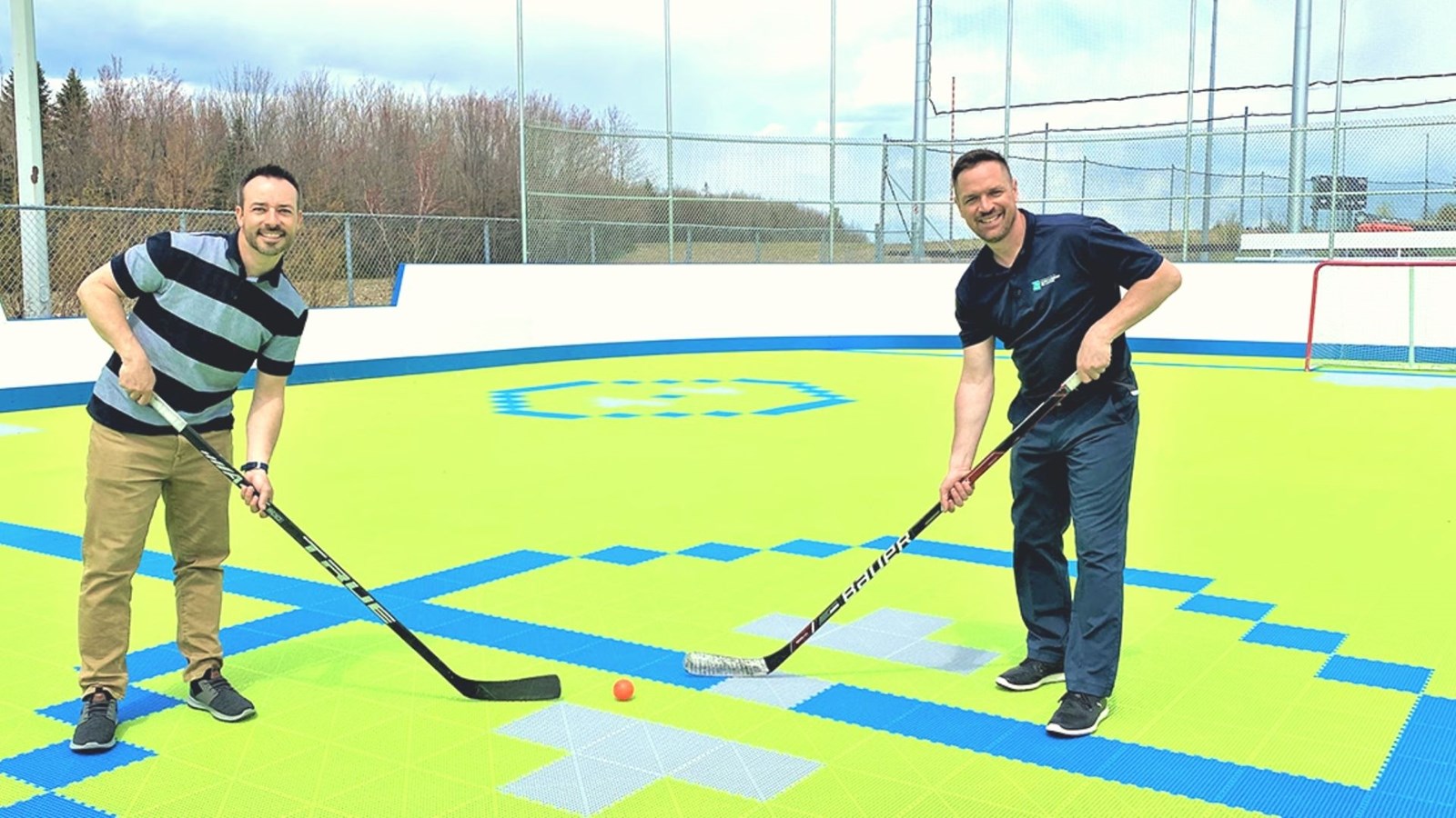 Saint-Lambert-de-Lauzon compte maintenant deux surfaces de dek hockey