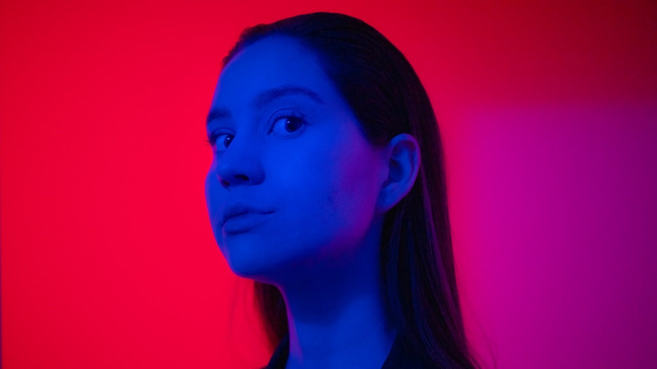 La chanteuse beauceronne Maelydée a sorti son premier clip