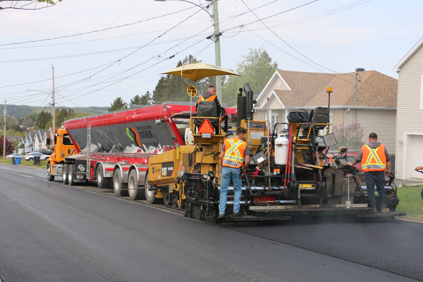 Travaux de planage et de pavage à Saint-Georges