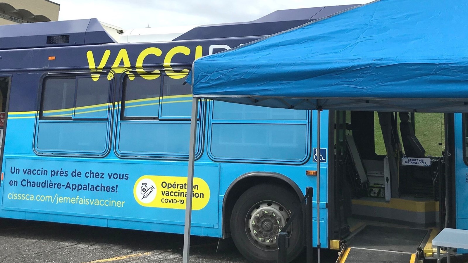 COVID-19 : le VacciBus est à Saint-Prosper aujourd'hui